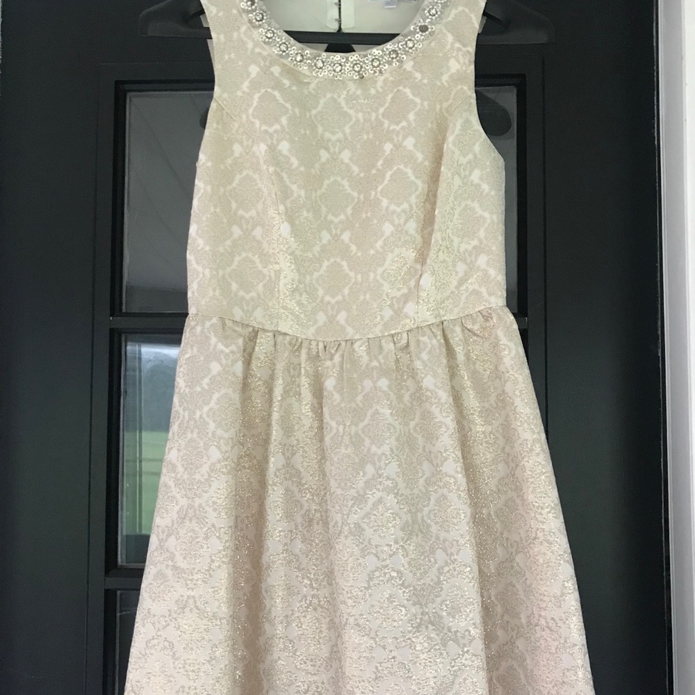 Romeo and Juliet dress. Very comfortable
